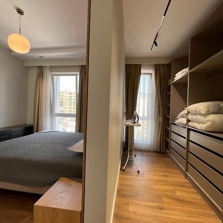 Blanc 7 Apartment Tirana Exterior photo