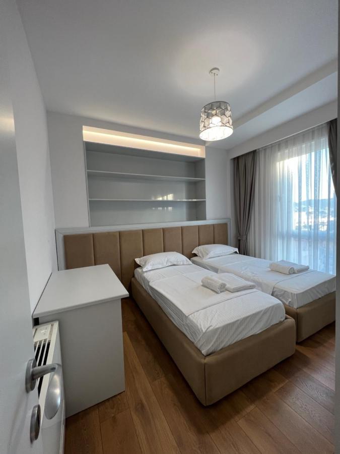 Blanc 7 Apartment Tirana Exterior photo